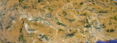 творожный пирог-запеканка с летней зеленью, помидорами черри и фетой. Шаг 6