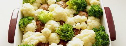 запеканка с тефтелями, брокколи и цветной капустой. Шаг 4