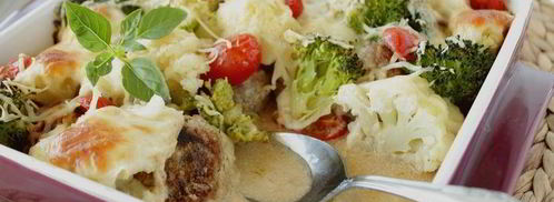 запеканка с тефтелями, брокколи и цветной капустой. Шаг 7