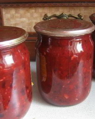 Аджика из слив на зиму