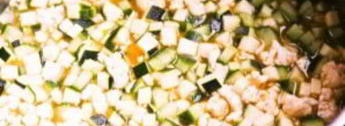 аджика огуречная на зиму. Шаг 4