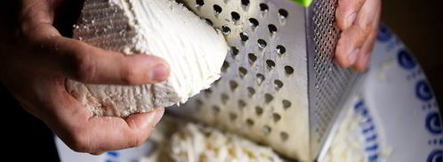 соленые сырники с аджикой. Шаг 3