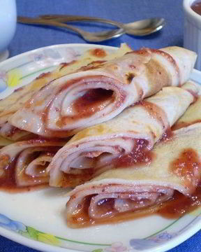 Блинчики с джемом