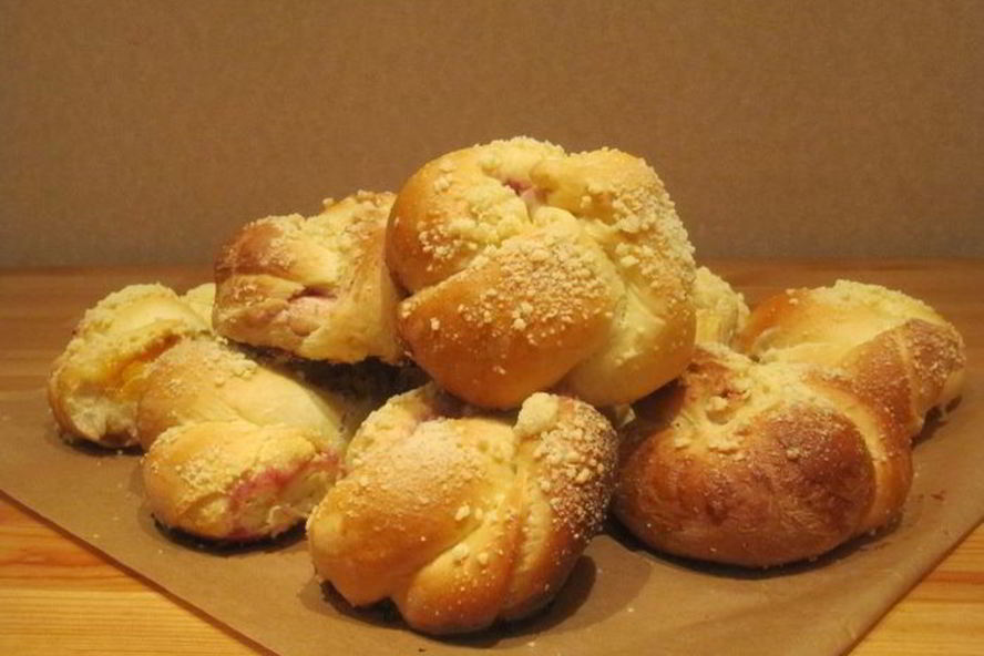 Рецепт булочек-узелков с джемом