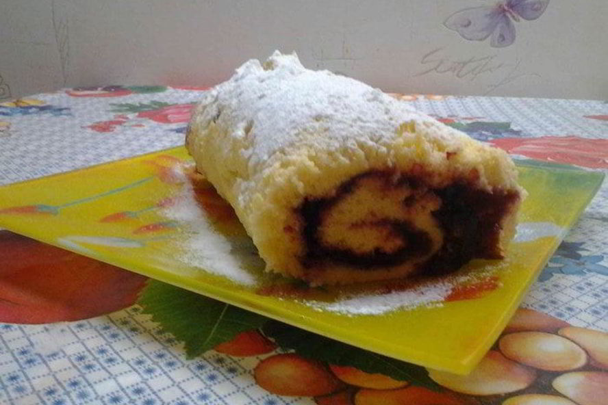 Рецепт быстрого рулета с джемом