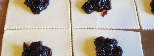 творожные треугольники с джемом. Шаг 4