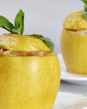 Запеченные яблоки с бананом и абрикосовым джемом