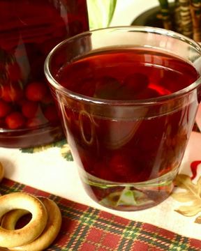 Компот из вишни с косточками вишневый на зиму