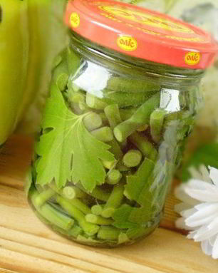 Маринованный чеснок