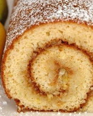 Бисквитный рулет с повидлом