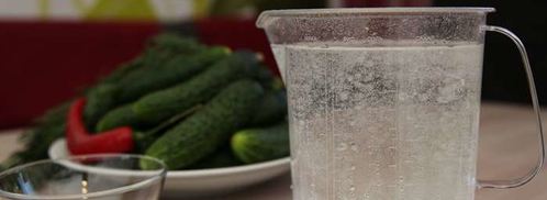 малосольные огурцы на минеральной воде. Шаг 4