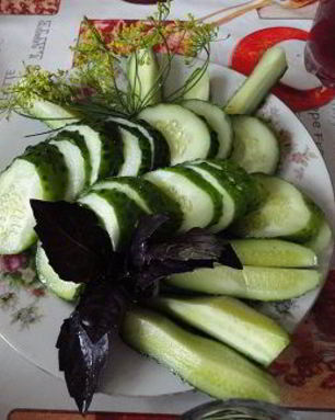 Малосольные огурцы