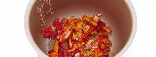 сало в луковой шелухе в мультиварке. Шаг 4