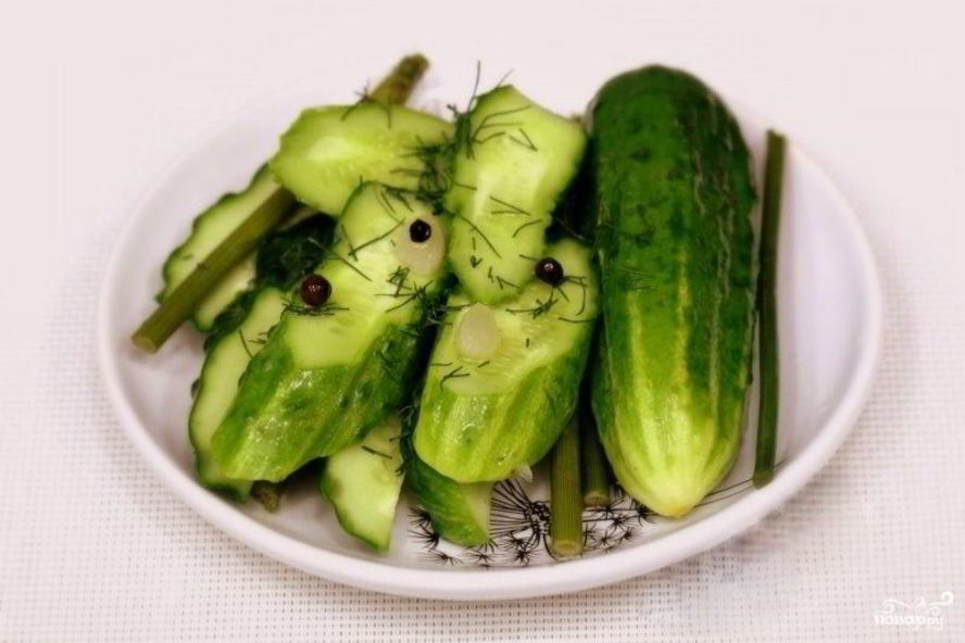 Рецепт закатки малосольных огурцов