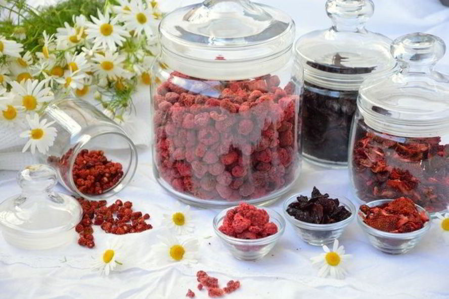 Рецепт сушеных клубника, земляника, вишня и малина