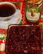 Чай с малиновым вареньем