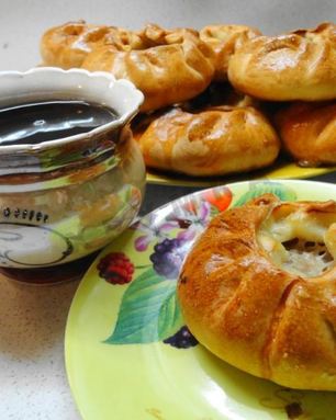 Беляши без дрожжей с мясом в духовке