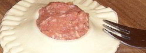 беляши из слоеного теста. Шаг 4