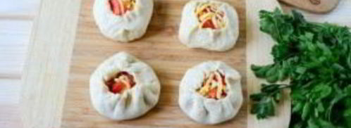 беляши с помидорами и сыром. Шаг 8