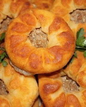 Пышные беляши с мясным фаршем по-домашнему