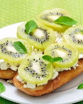 Брускетта с киви