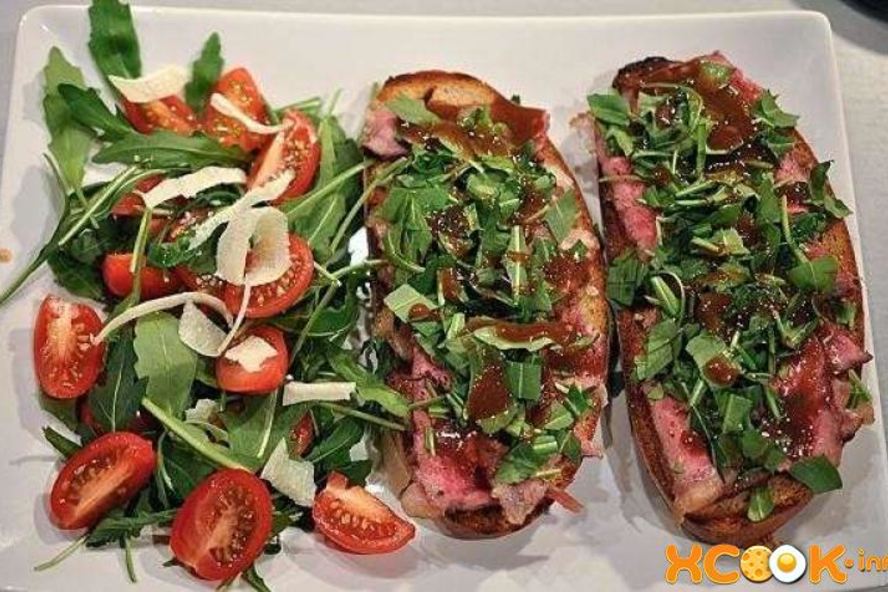 Рецепт брускетты с ростбифом