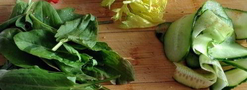 брускетты с крабовыми палочками, айоли и огурцом. Шаг 7