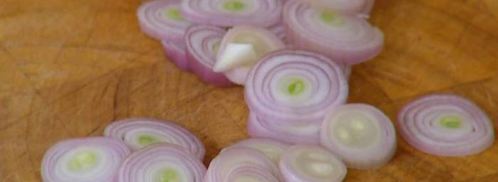 брускетты с лисичками, сельдереем и зеленым луком. Шаг 4