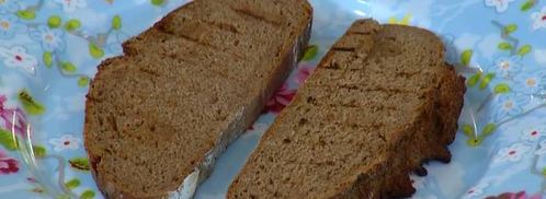 брускетты с тунцом, анчоусами и яйцами пашот. Шаг 7