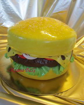 Бисквитный торт Гамбургер