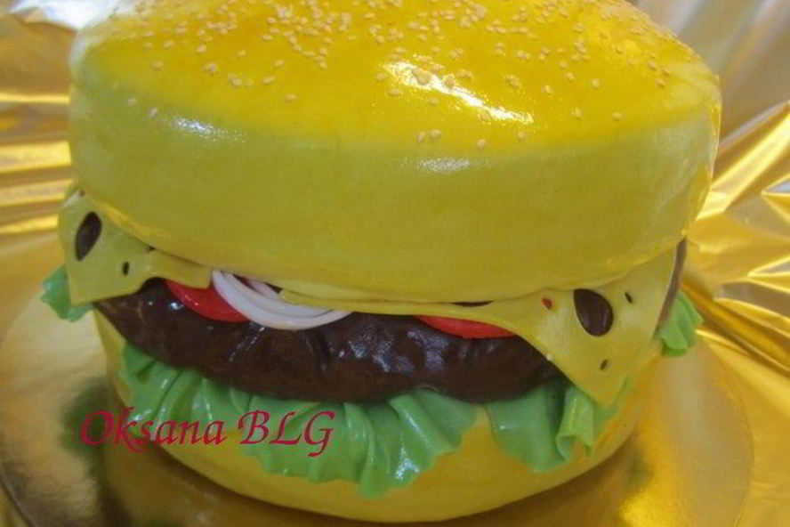 Рецепт бисквитного торта гамбургер