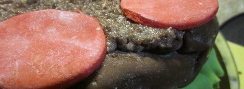 бисквитный торт гамбургер. Шаг 42