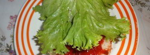 бургер с курицей, омлетом и огурцом. Шаг 7