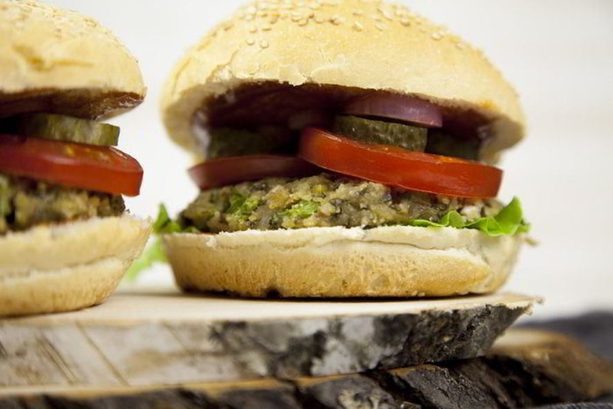 Рецепт вегетарианского бургера с котлетой из маша