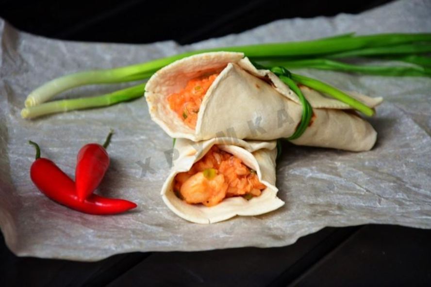 Рецепт буррито с курицей и рисом