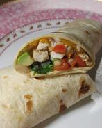 Буррито с тыквой, курицей и фасолью