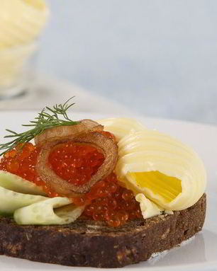 Бутерброд с икрой