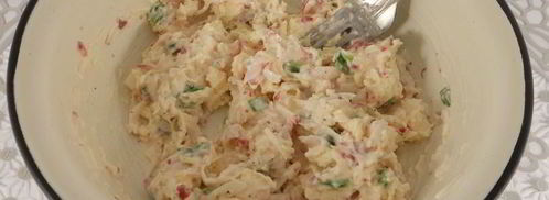 бутерброды с пастой из редиса и плавленного сыра. Шаг 4