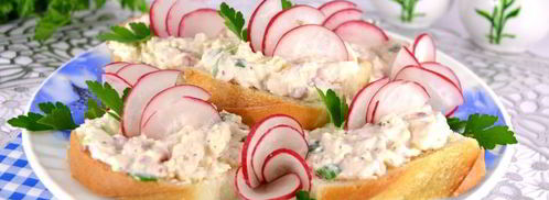 бутерброды с пастой из редиса и плавленного сыра. Шаг 5