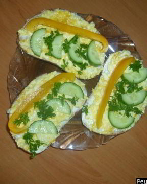 Бутерброды с яйцом и болгарским перцем