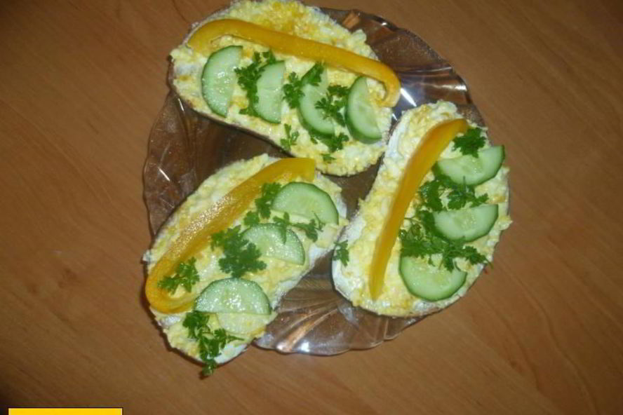 Рецепт бутербродов с яйцом и болгарским перцем