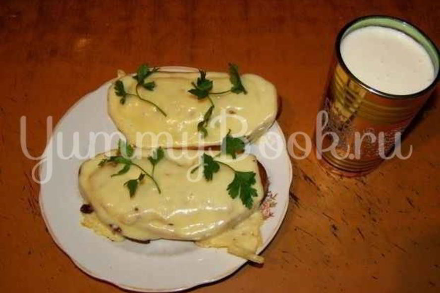 Рецепт бутербродов с яйцом, майонезом, чесноком и сыром