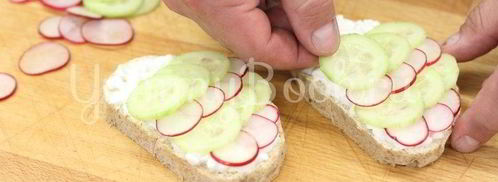 детский бутерброд рыбки. Шаг 3