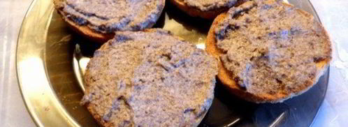 сухарики бутербродные с грибной икрой. Шаг 8