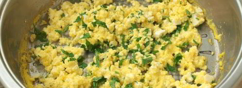 зеленые бутерброды с омлетом и брынзой. Шаг 5