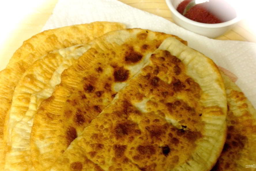 Рецепт чебуреков с мясной начинкой