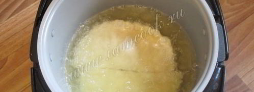 чебуреки в мультиварке. Шаг 10