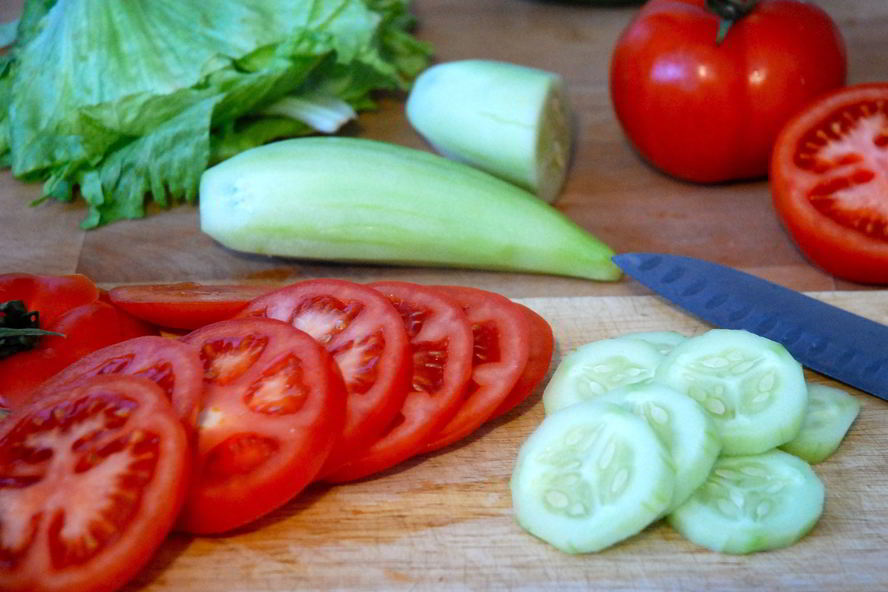 Рецепт домашних чизбургеров с солеными огурцами