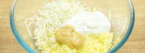 фаршированные яйца дед мороз. Шаг 5