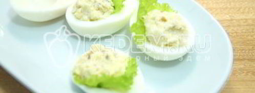 фаршированные яйца на праздничный стол. Шаг 8